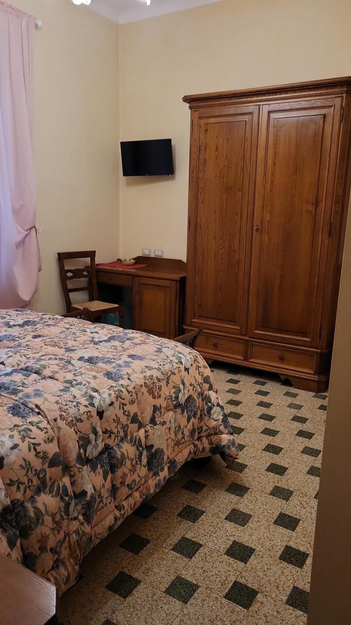 Bnb Villa Melany Vicino Centro Lucca Eksteriør bilde